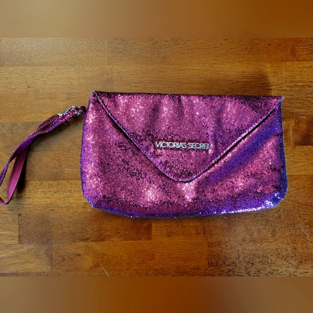 Victoria's Secret Pink Sequin Clutch with Removable Strap, Excellant Like New